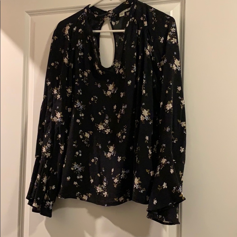 Long sleeve top